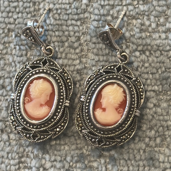 JTV Sterling Silver Cameo Earrings - Picture 2 of 6